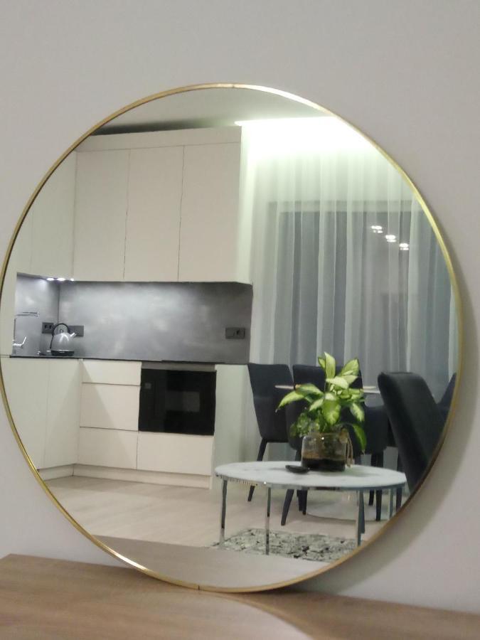 New J&R Apartment Near Girstutis, Free Private Parking & Self Check-In Kaunas Exterior photo